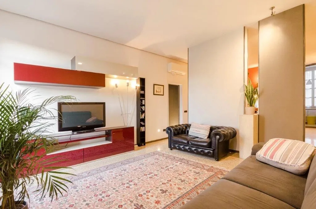 Chic House
