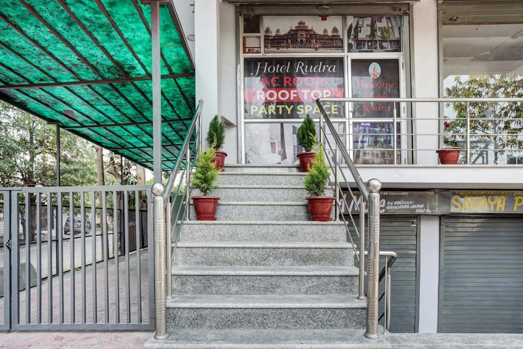 Hotel O Rudra palace