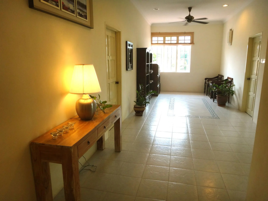 Rumah Putih B&B Sepang - KLIA 1&2