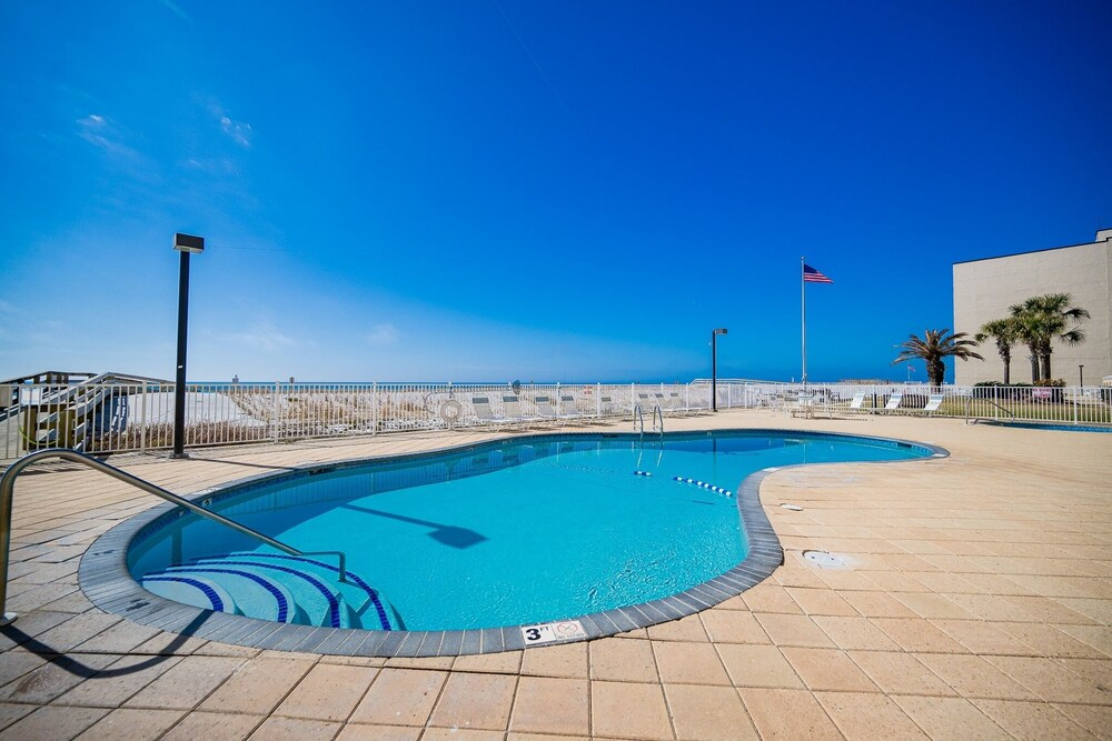 Surfside Shores 1804 2 Bedroom Condo