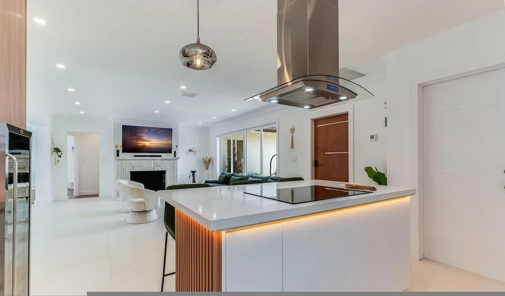 Fox Pearl 4Bd Pool House- Las Olas Luxury Getaway