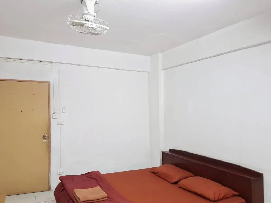 Pacific Apartment