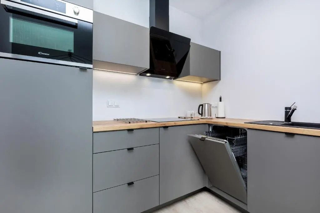 Modern City Center Apartments by Noclegi Renters