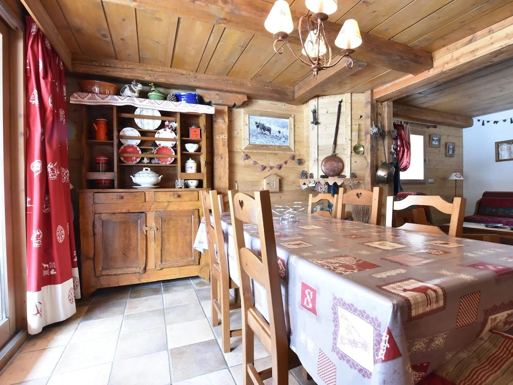 Lake View Chalet in Tignes near Ski Area