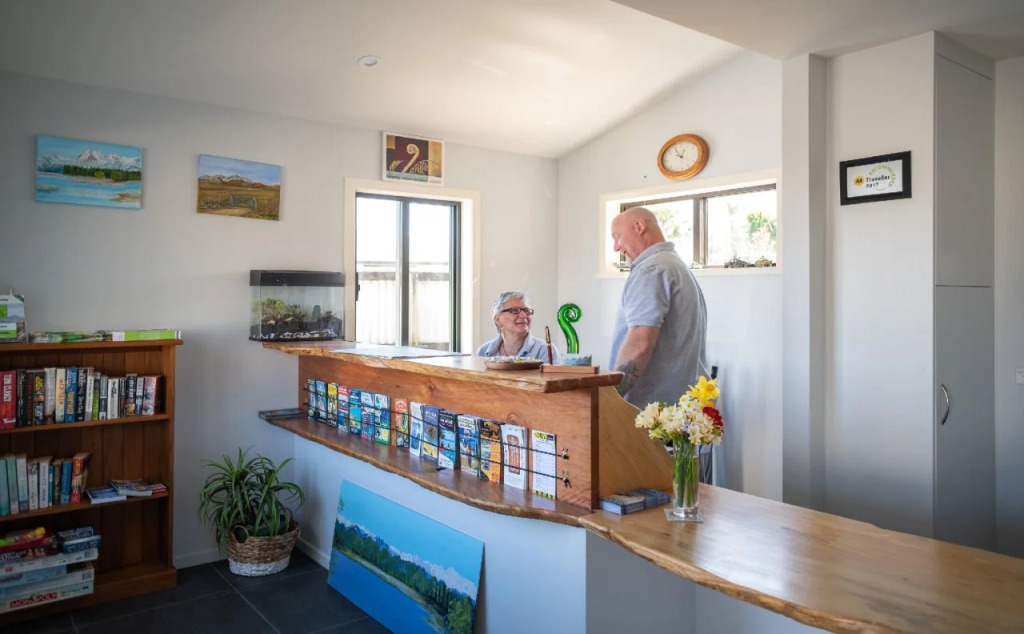 Golden Bay Motel