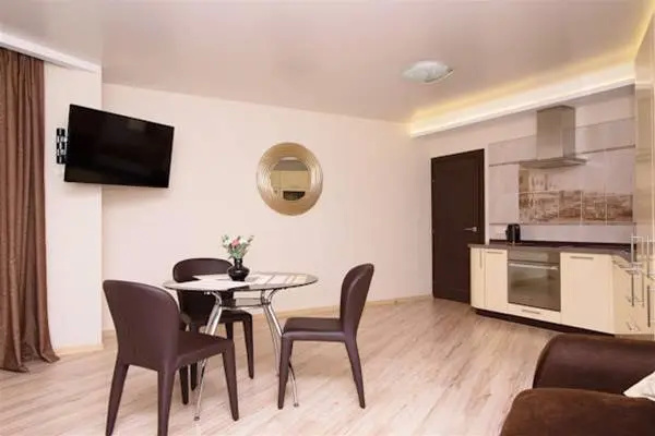 Uyutny Dom Apartments 3