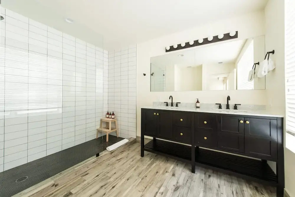 4-bedroom Gem Sleeps 10 Best Value in Sobe
