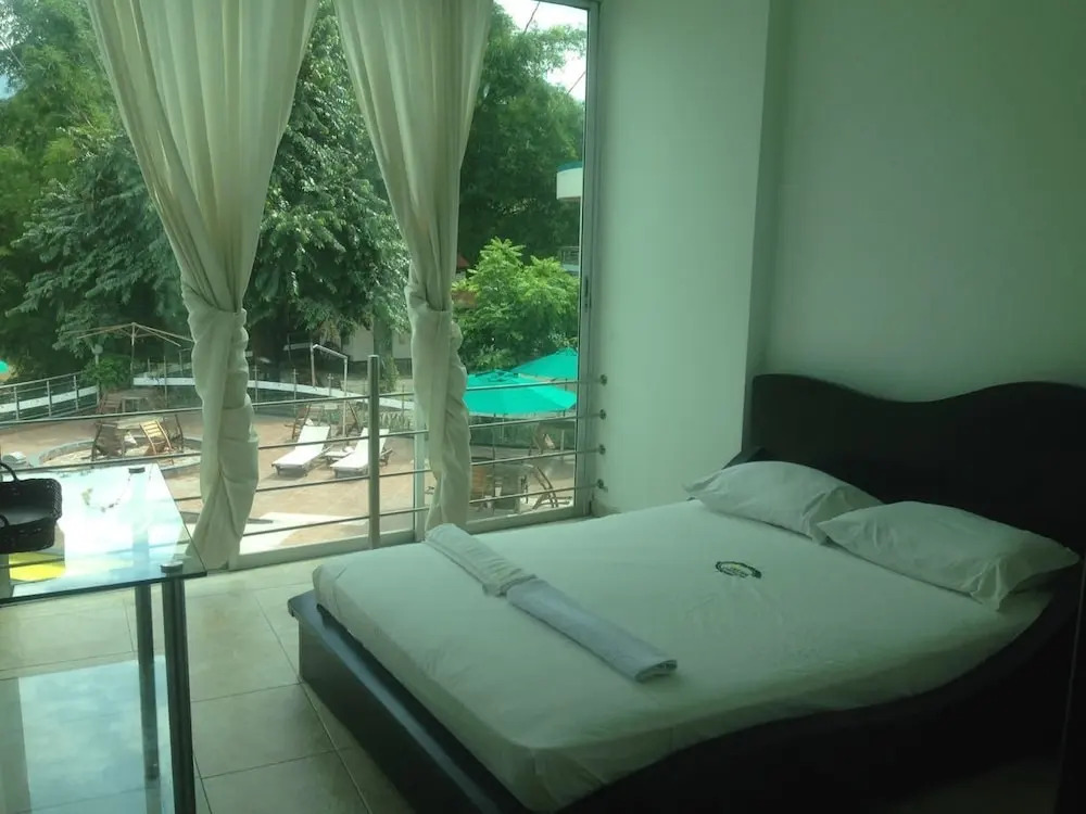 Hotel La Cascada Cristalina