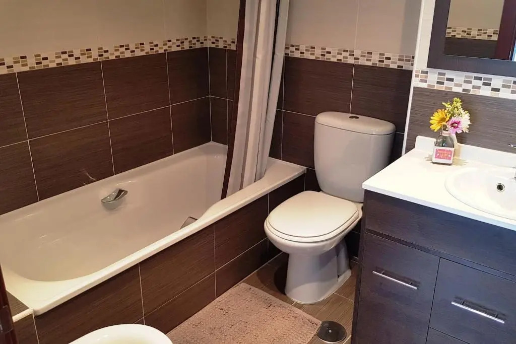 Lauredal - Ático Con Amplia Terraza, 2 Hab, 2 Baños, Pádel, Parque Infantil