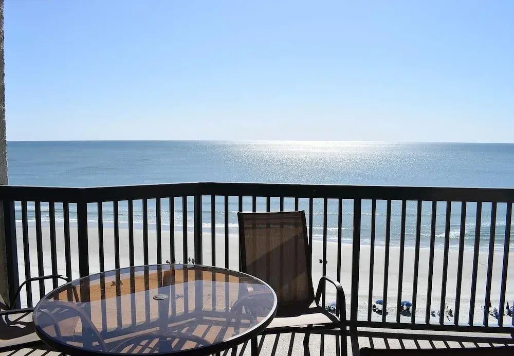 Ashworth 1006 2 Bedroom Condo by RedAwning, North Myrtle Beach