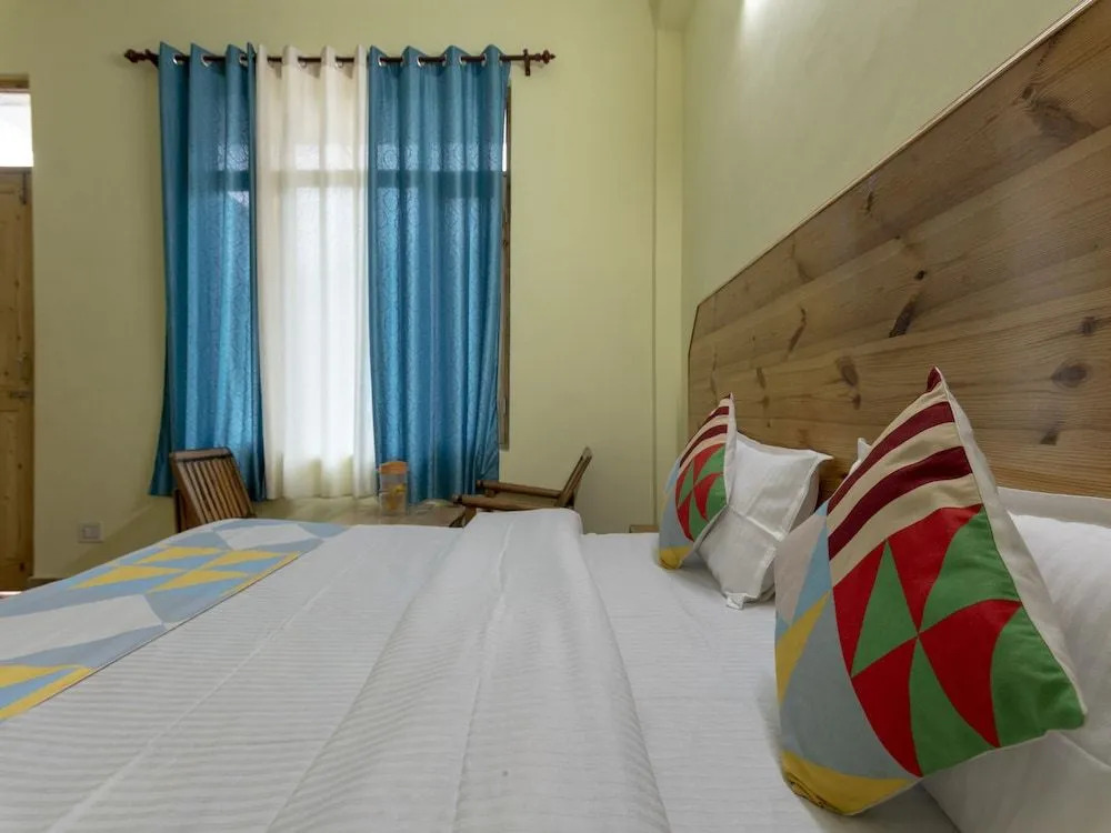 OYO 17400 Home River View Stay 18 Mile