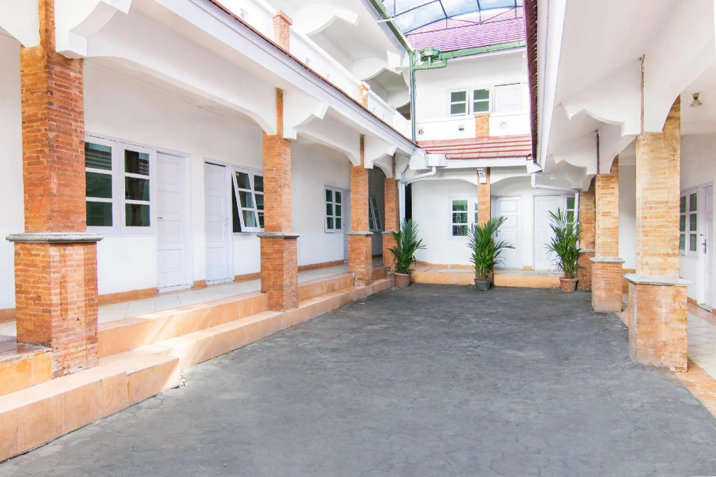 OYO 966 Dinda Guesthouse