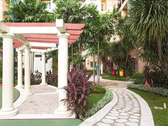 RedDoorz Apartment @ MOI Gading