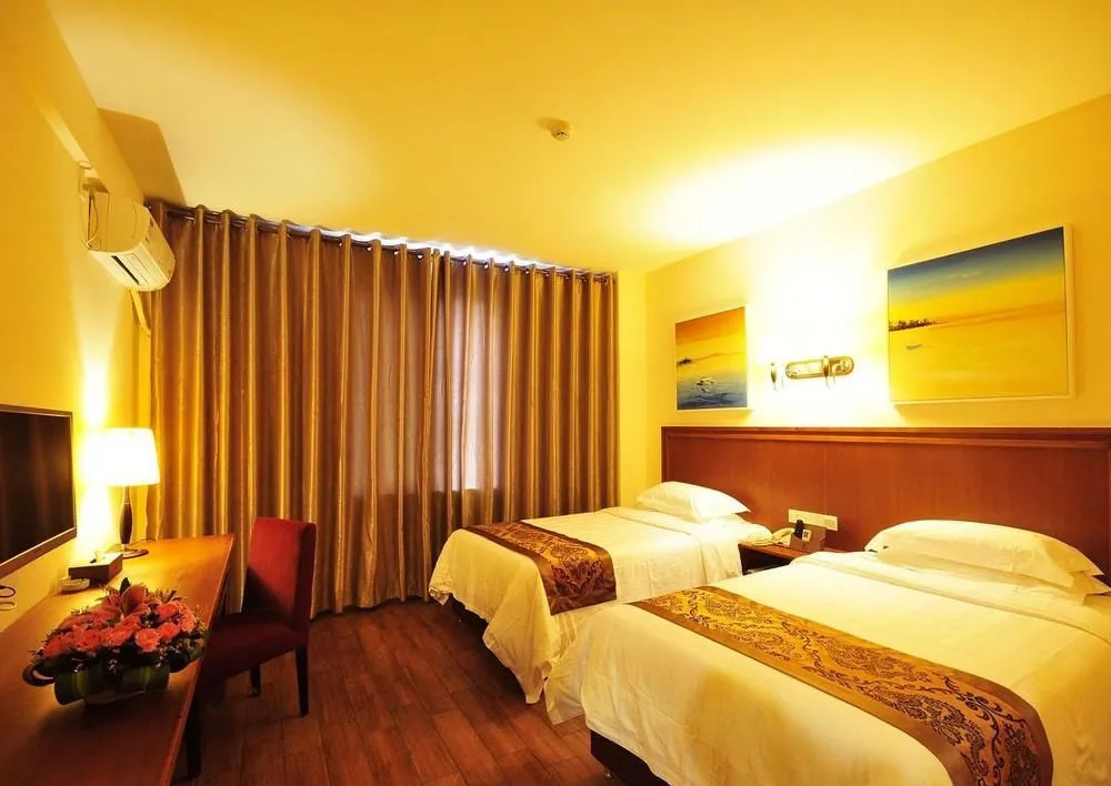 Haikou Longquan Hotel