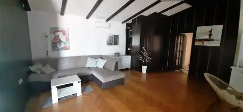 Apartments Petra