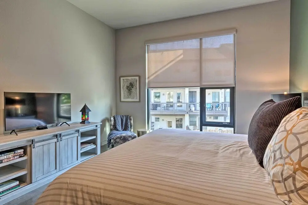 Urban Escape in Sola w/ Private Patio!