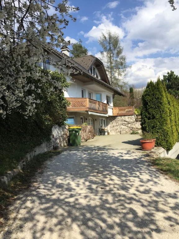 Rudi Hitis Guest House