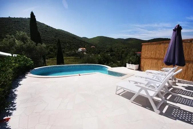 Apartments Valeria