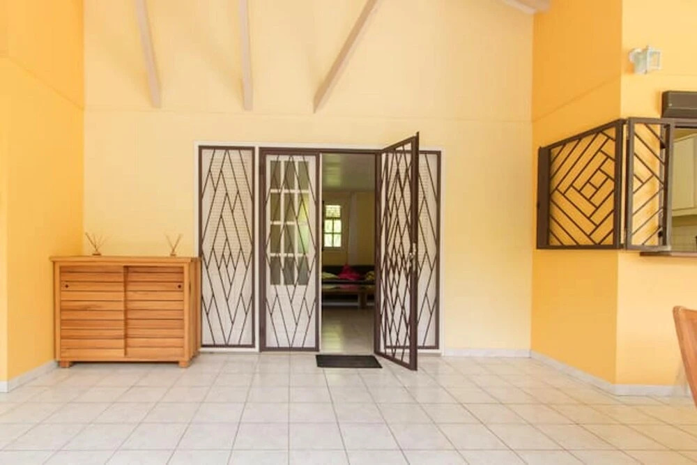 House with 3 Bedrooms in Les Trois-Îlets, with Enclosed Garden And Wifi - 200 M From the Beach