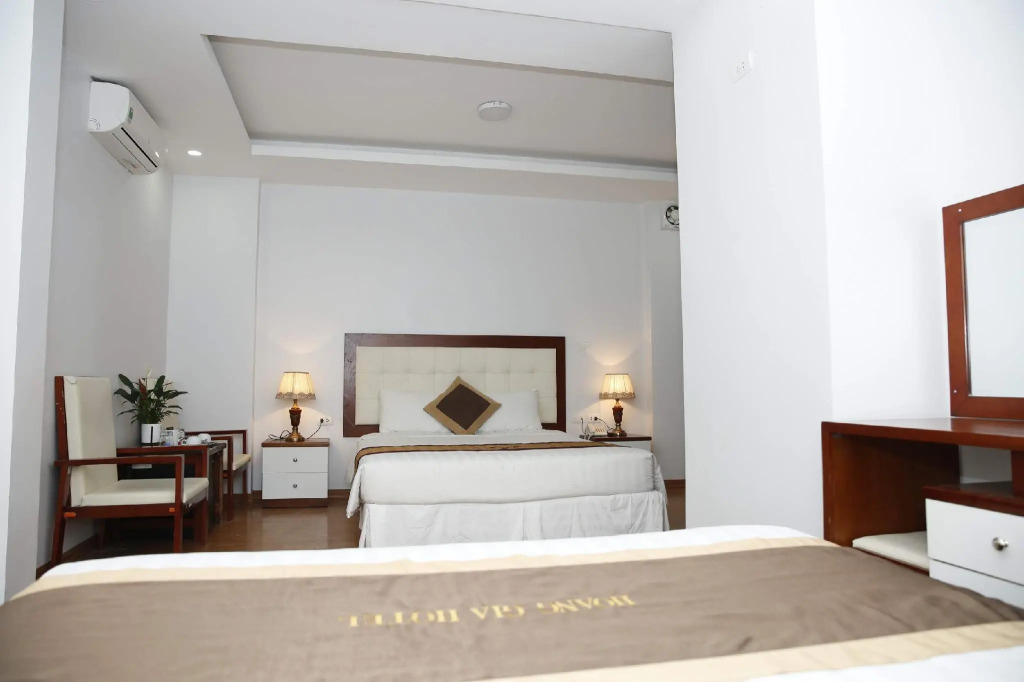 Hoàng Gia Hotel Nhân Hòa