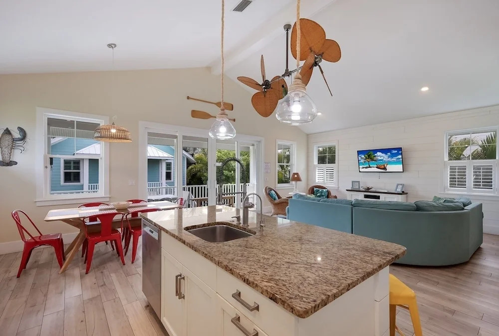 Jersey Girl 5 Bedroom Home by RedAwning