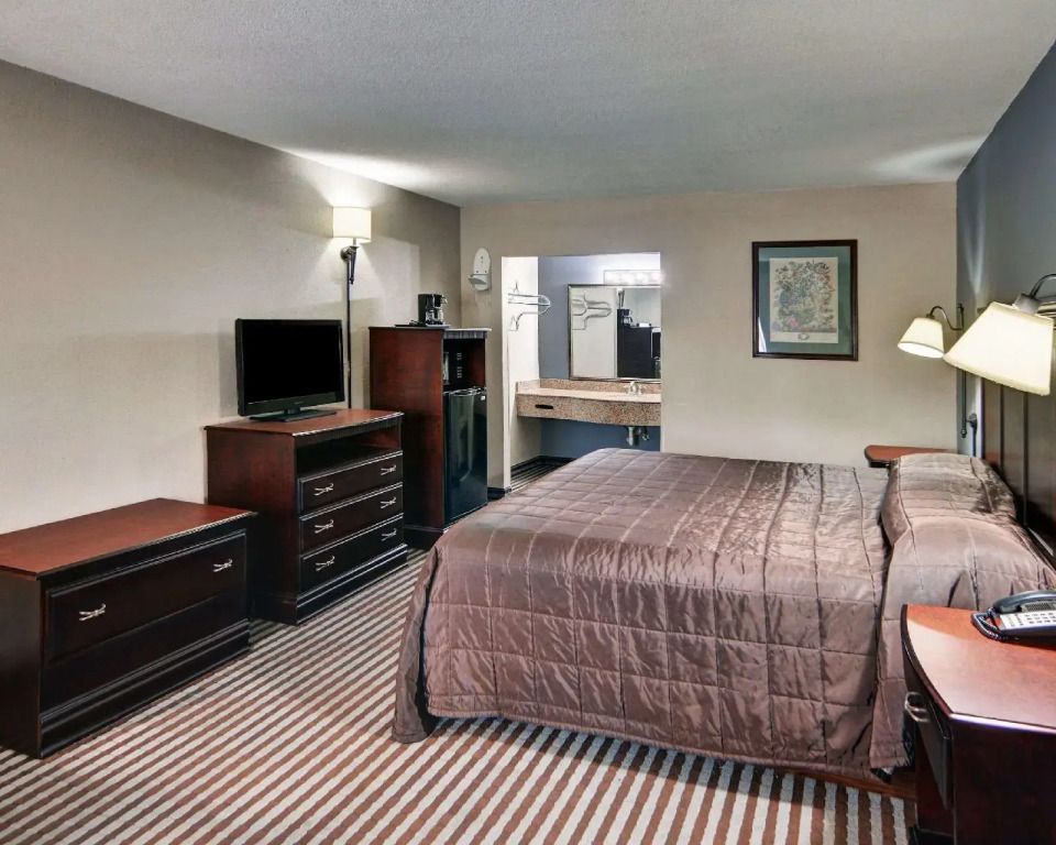 Rodeway Inn