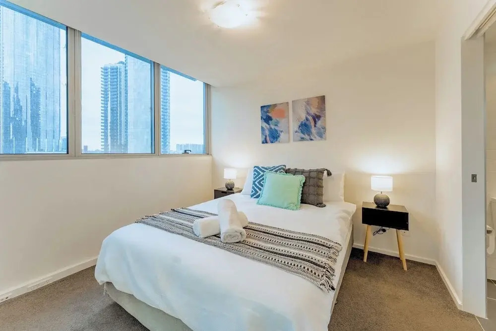 Mega Style Apartments Mainpoint