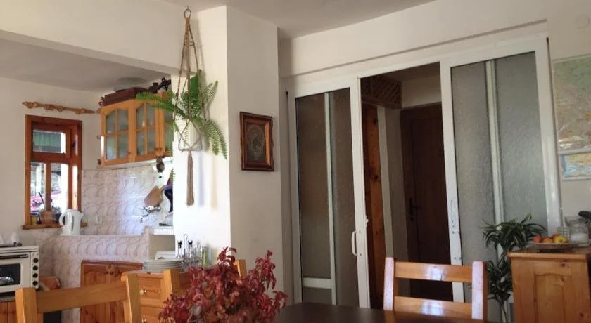 Jotina Guest House