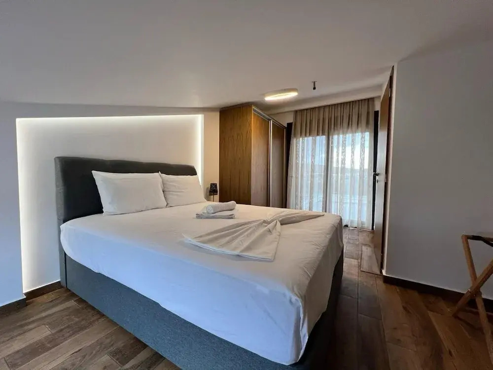 Elegant Stylish Villas with Shared Pool in Crete