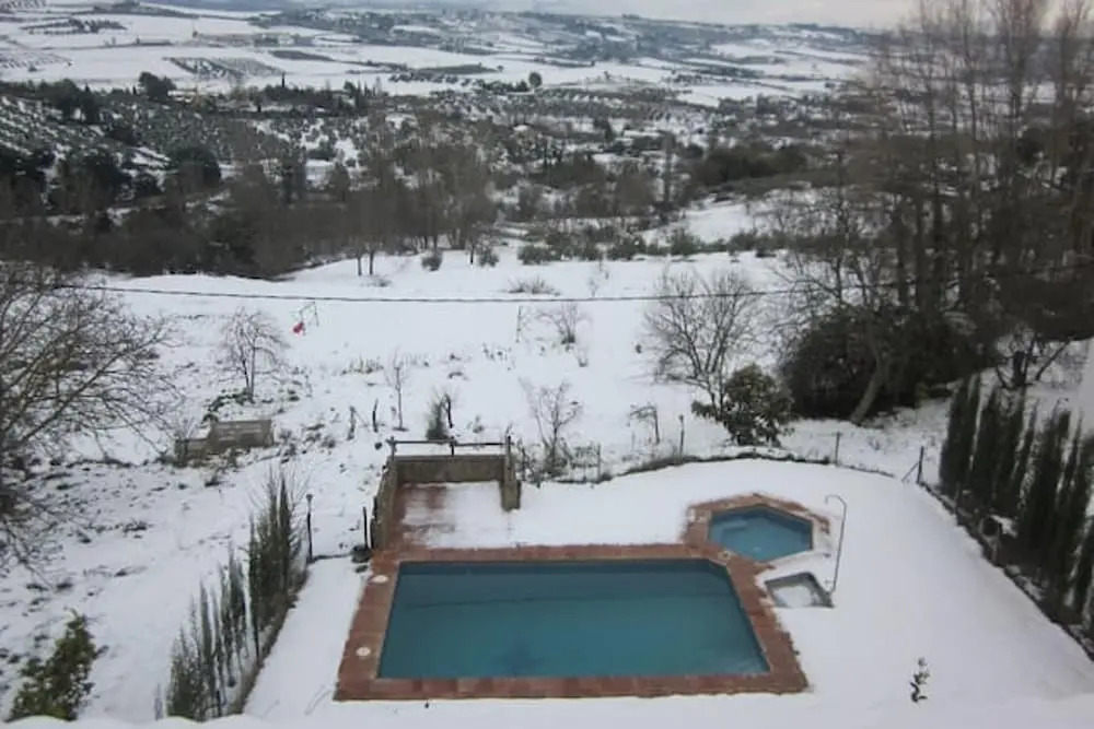 Charming Villa in Ronda with Pool