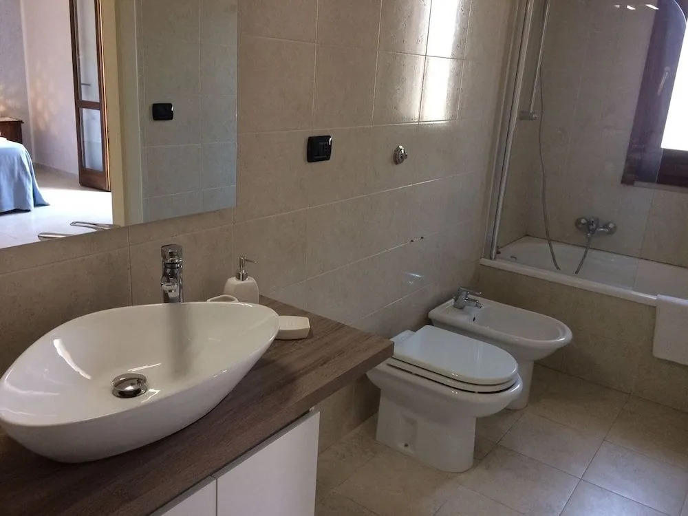 B&B PESCIOLINO ROSSO