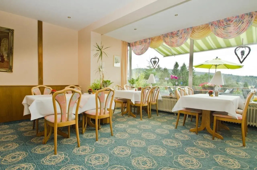 Hotel Waldrausch