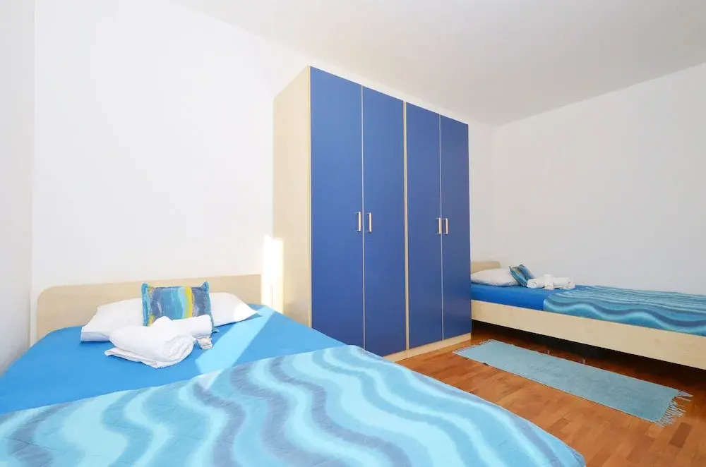Lilly - spacious 3 bedroom apartment