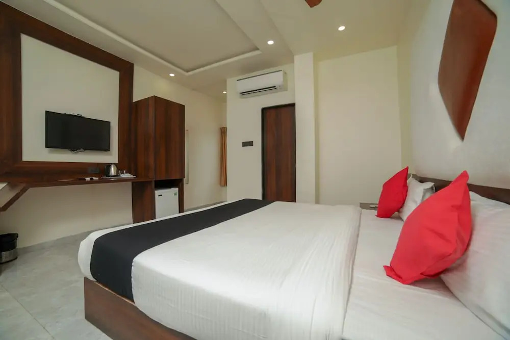 Capital O 48942 Hotel Ashoka Imperial