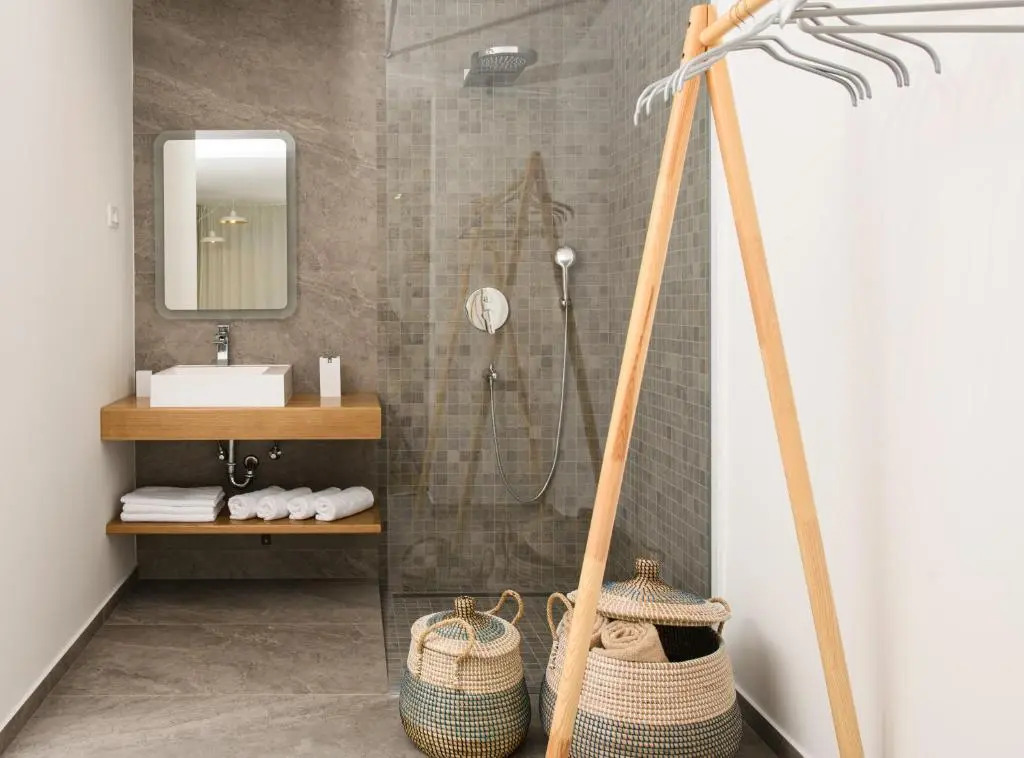 Gallery Luxury Suites & Rooms-Only Adults