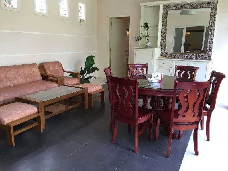 Hotel Minak Jinggo