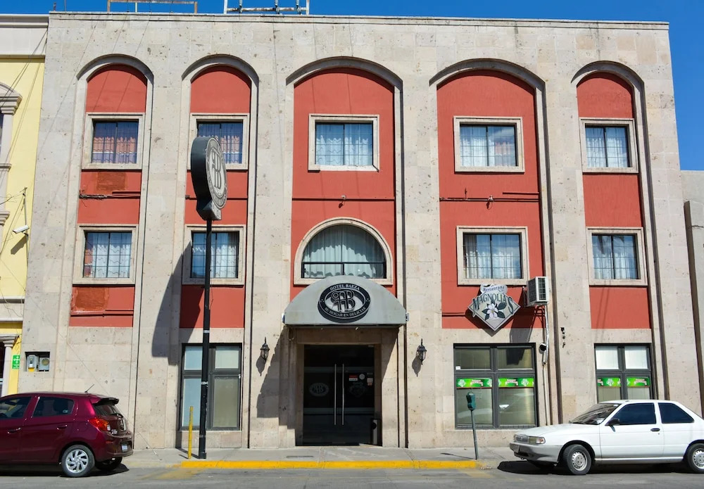 HOTEL BAEZA