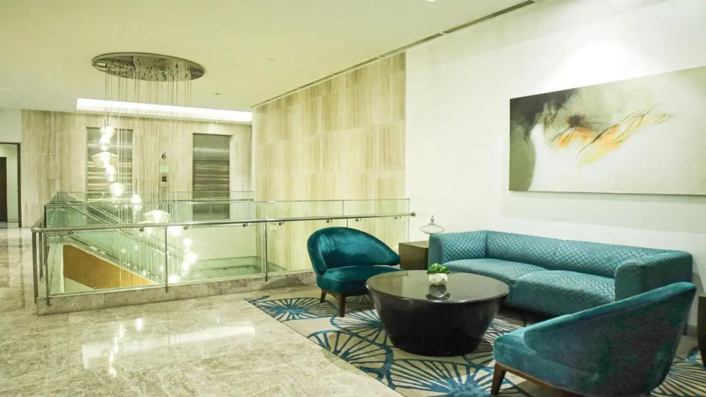 MCollection - Private Rooms in Historic Manila Chinatown