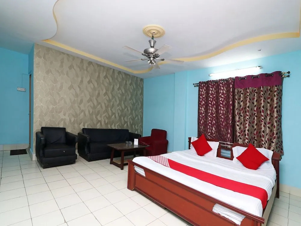 OYO 10470 hollywood hotels and resorts