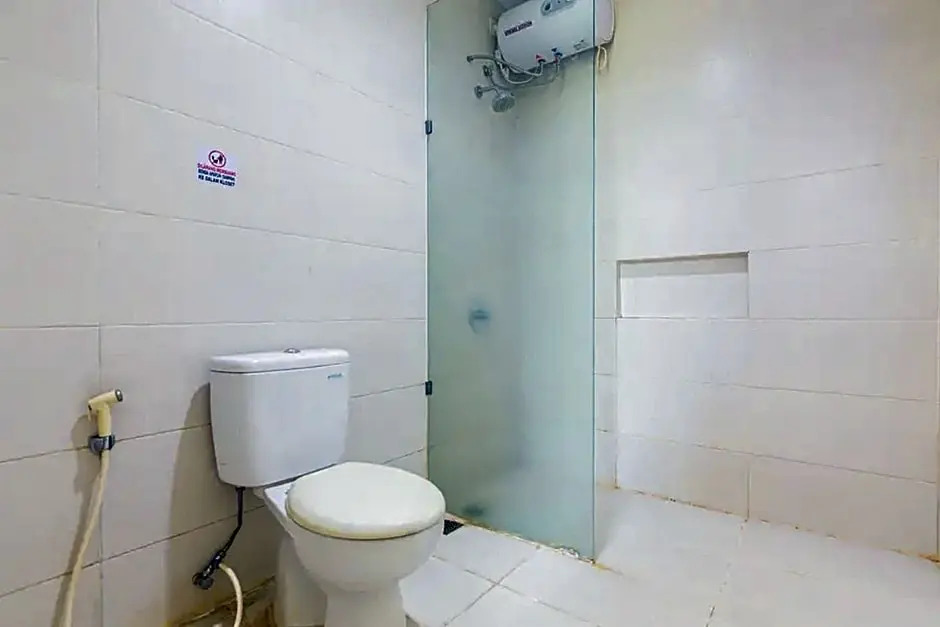 RedDoorz @ Bukit Palma Surabaya