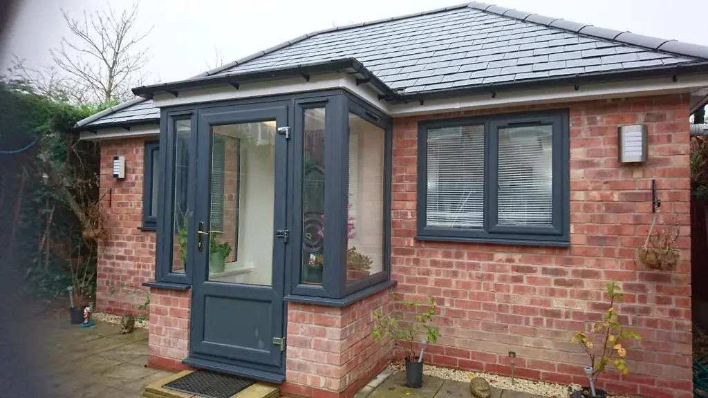 Comfortable double bedroom lovely bungalow