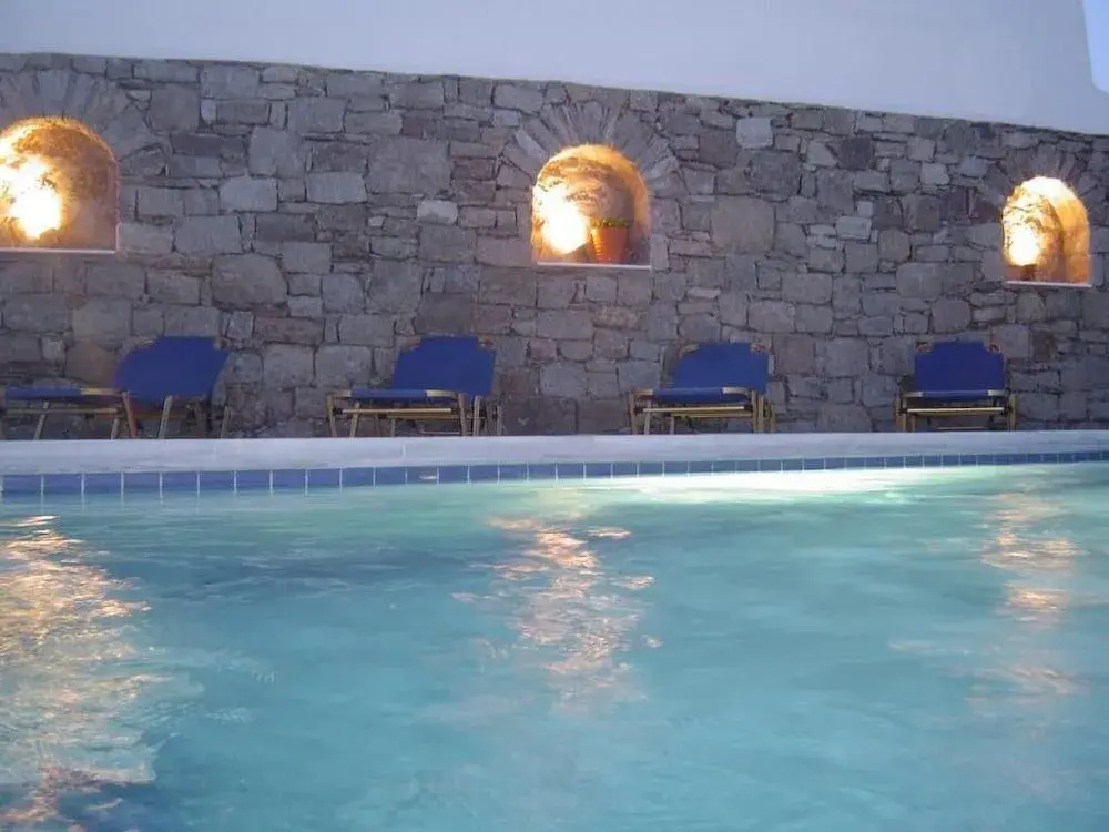 Yanna Asteri Suites