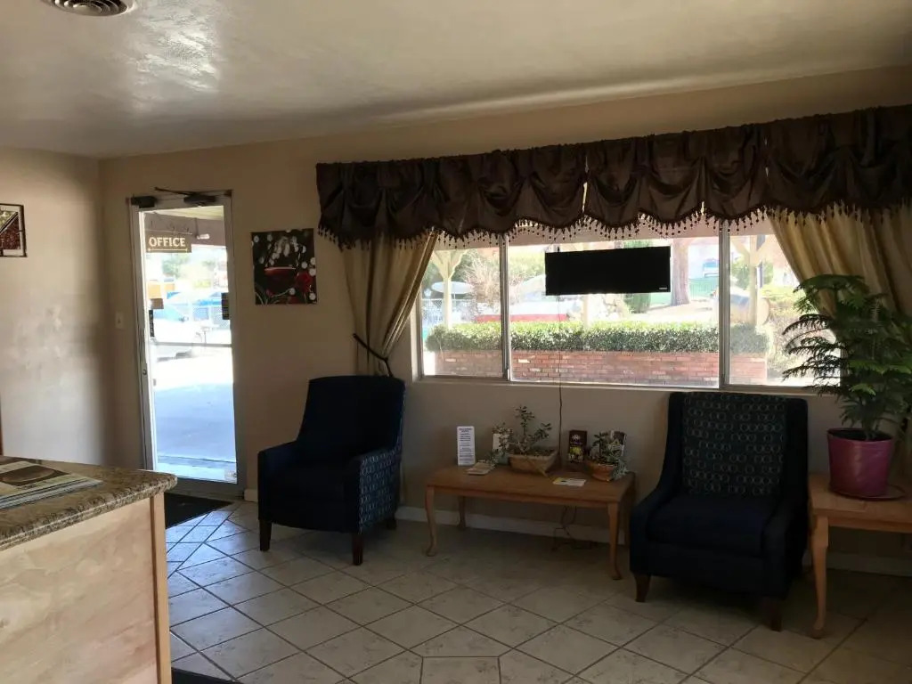 Vino Inn & Suites