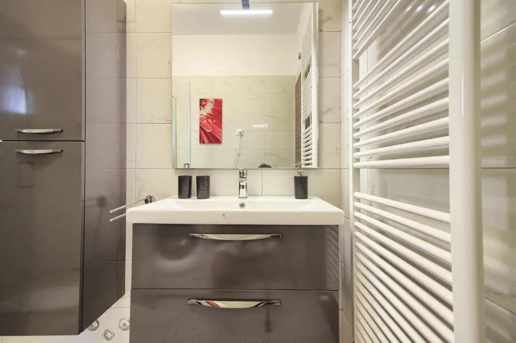 New villa Luna with private pool in Pula surrounded by greenery rented by WiiBuk