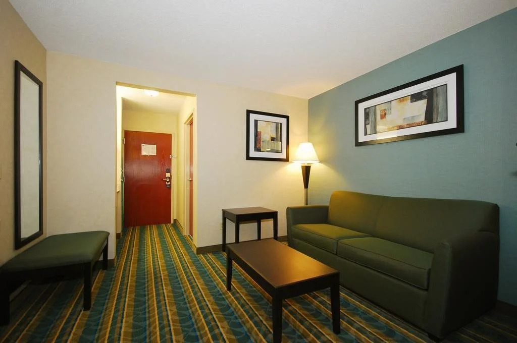 Best Western Plus Berkshire Hills Inn & Suites