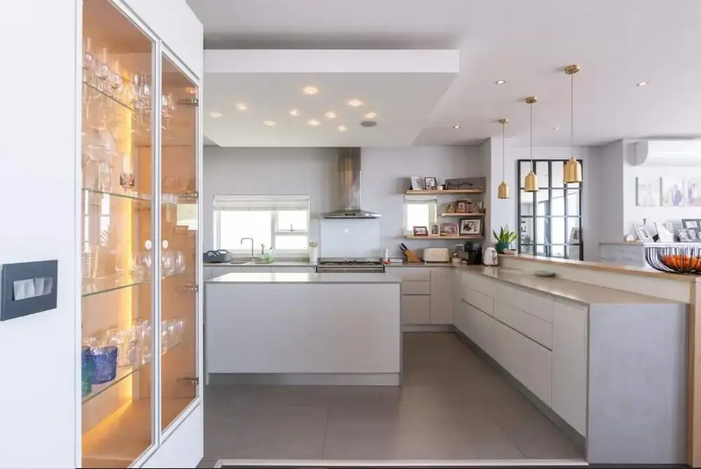Ocean Views 5 Bedroom Apartments