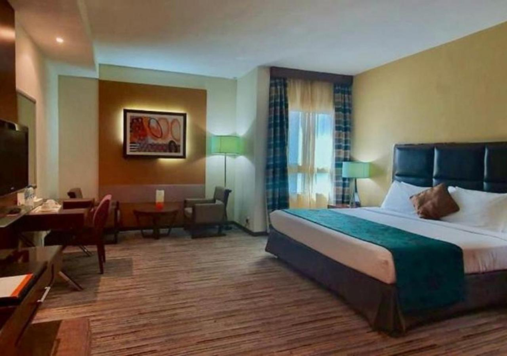 Phoenix Plaza Hotel Apartments