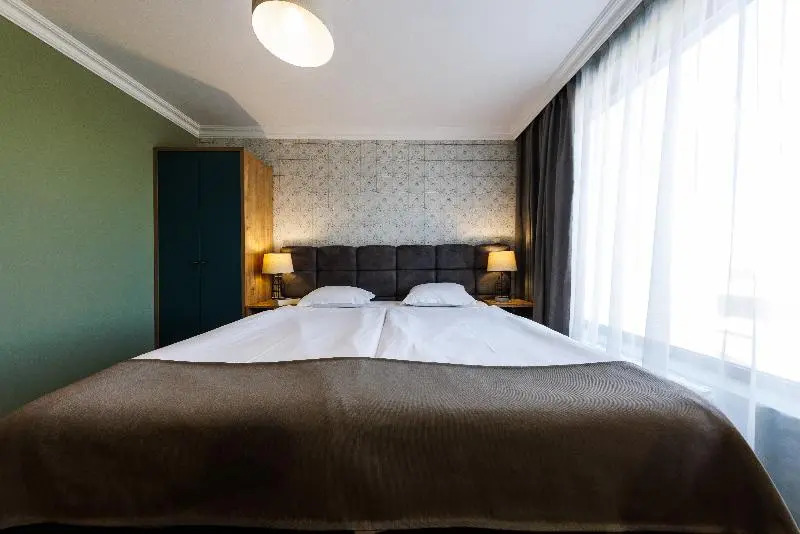 Avenue Aparthotel