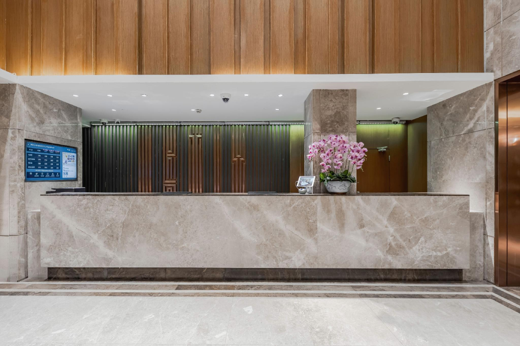 Yitel Hotel (Shanghai Lujiazui Financial District Fangdian Road Subway Station Branch)