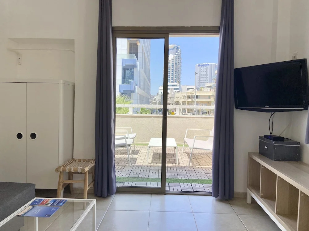 Geula Suites BY RAPHAEL HOTELS